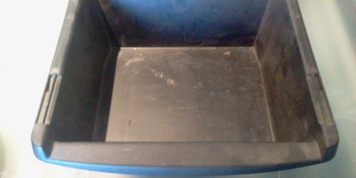 2000-2008 Suzuki Wagon R+ - Ülés alatti tároló doboz /Gyári/ Ülés alatti műanyag tálca. 84E 3000Ft